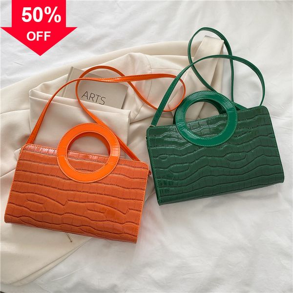designer evening bag new shoulder mini hand small women's summer 2022 high-end sense hand-held texture small square style msenger
designer evening bag new shoulder mini hand small women's summer 2022 high-end sense hand-held texture small square style msenger