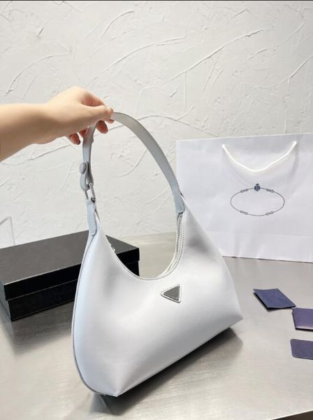 prad bag 2022 5a luxury designer bag shoulder bag totes women crossbody the classic elegant simple exquisite perfectly shows elegants charm, Blue;pink
prad bag 2022 5a luxury designer bag shoulder bag totes women crossbody the classic elegant simple exquisite perfectly shows elegants charm, Blue;pink