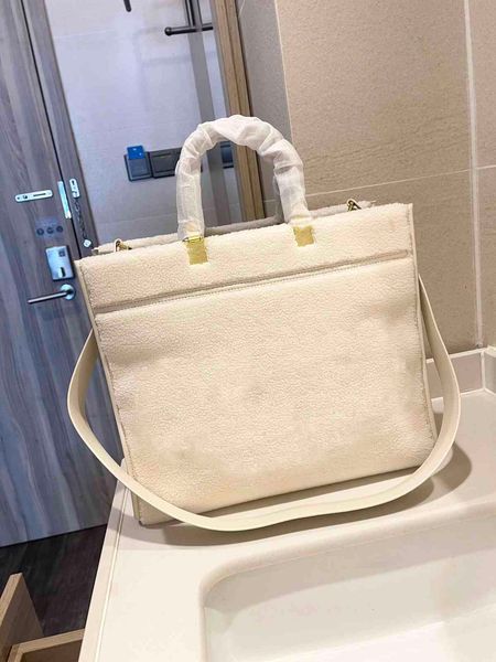 fendyity baguette luxuries designers bag fendace womens totes designer crossbody handbags women the tote bags onthego purses wallet woman ha
fendyity baguette luxuries designers bag fendace womens totes designer crossbody handbags women the tote bags onthego purses wallet woman ha