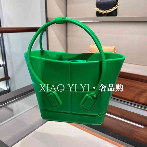 designer bags 2022 green cassette woven waist bag woven square tofu botegaass totes luxury chain vintage cassette pillow square dumpling be0
designer bags 2022 green cassette woven waist bag woven square tofu botegaass totes luxury chain vintage cassette pillow square dumpling be0