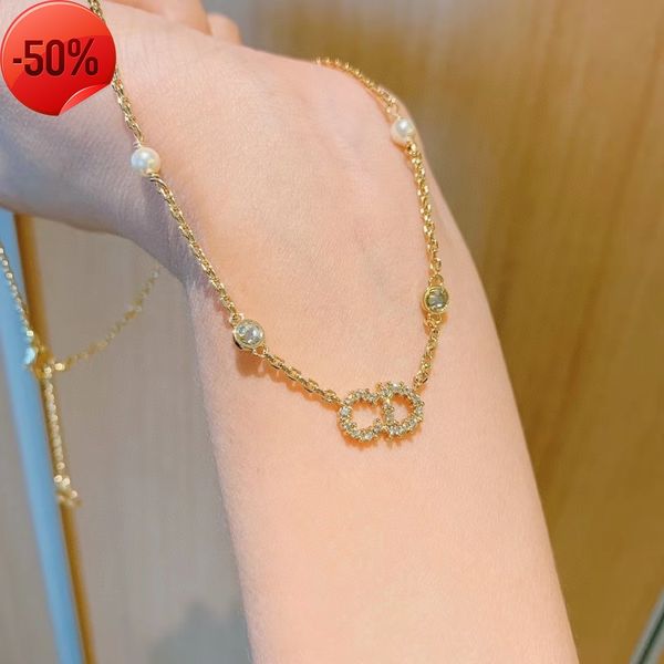 50% off factory clearance sale designer new brand jewelry necklace charm d di letter clavicle chain live, Silver
50% off factory clearance sale designer new brand jewelry necklace charm d di letter clavicle chain live, Silver