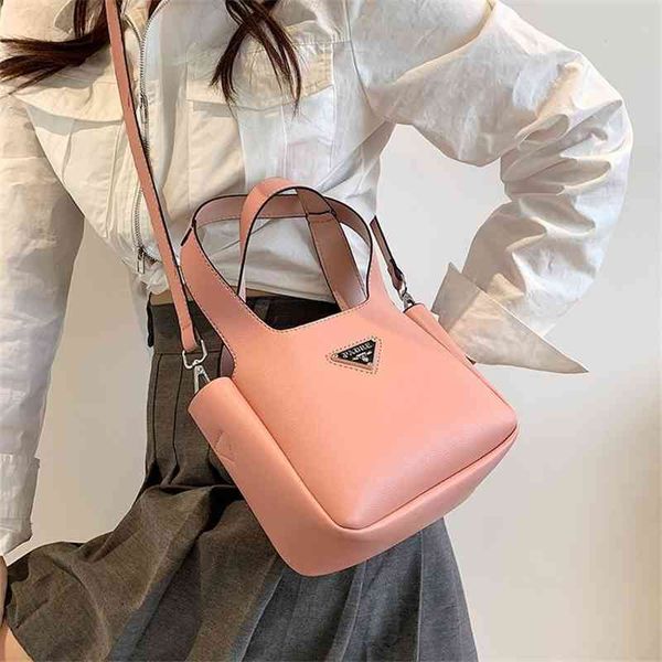 shoulder bags bags women's vegetable basket trend single messenger simple temperament handbag triangle factory store 75% off
shoulder bags bags women's vegetable basket trend single messenger simple temperament handbag triangle factory store 75% off