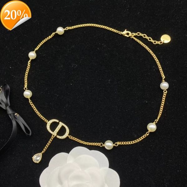 high-end fashion design women's necklace cd letter diamond inlaid female classic pig nose neck chain wind silver needle earrings
high-end fashion design women's necklace cd letter diamond inlaid female classic pig nose neck chain wind silver needle earrings