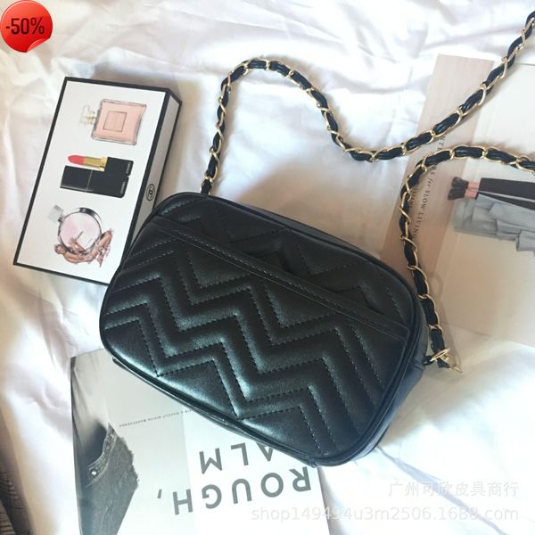 50% off factory clearance specials clutch bags evening wallets ladies shoulder pattern embroidery small new color open line zipper one cross
50% off factory clearance specials clutch bags evening wallets ladies shoulder pattern embroidery small new color open line zipper one cross