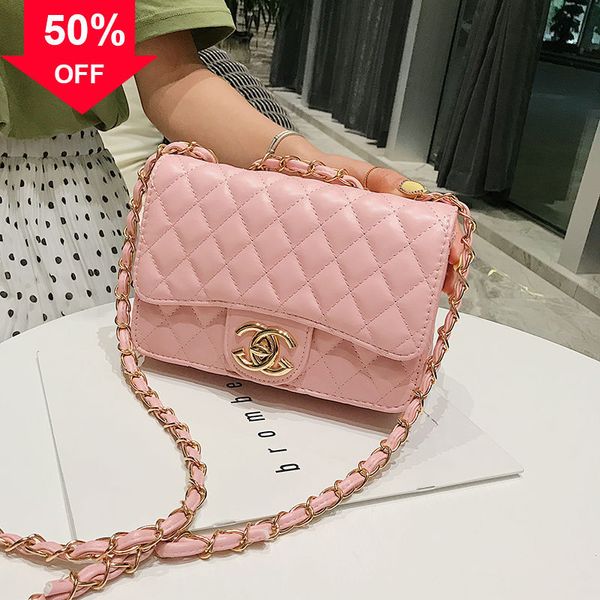 designer evening bag new shoulder mini hand mini women's 2022 small fragrance lingge soft leather autumn
designer evening bag new shoulder mini hand mini women's 2022 small fragrance lingge soft leather autumn