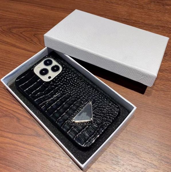 luxurys designers leather phone cases for iphone 14 pro max 13 12 mini 11 xs xr x 8 7 plus 14plus fashion print design bee classic back
luxurys designers leather phone cases for iphone 14 pro max 13 12 mini 11 xs xr x 8 7 plus 14plus fashion print design bee classic back