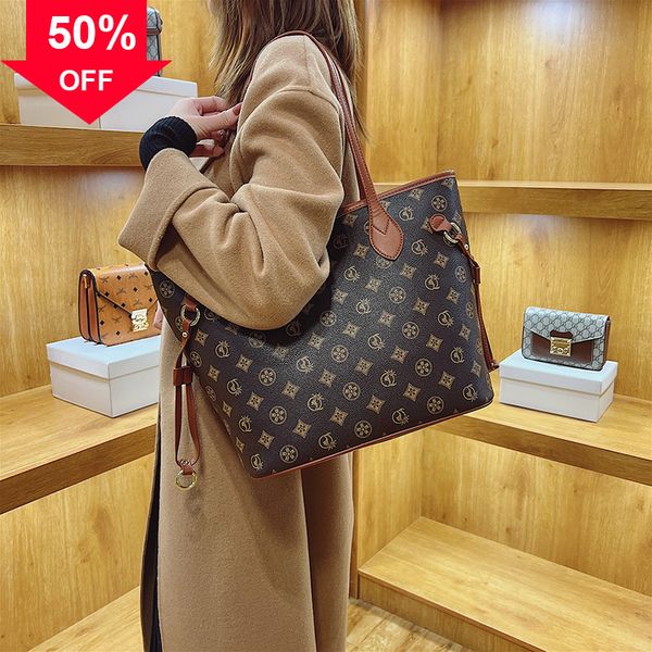 designer evening bag new shoulder mini hand large capacity women's 2022 fashion tote armpit
designer evening bag new shoulder mini hand large capacity women's 2022 fashion tote armpit