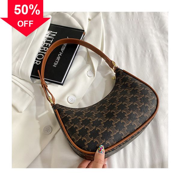 designer evening bag new shoulder mini hand triumphal arch small women's net red one underarm high-level hundred hand 
designer evening bag new shoulder mini hand triumphal arch small women's net red one underarm high-level hundred hand