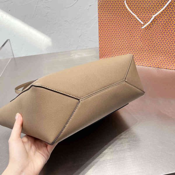 designer luxury women bag torys handbag tb fashion inclined shoulder bags versatile purses tories burchs totes large capacity saddle wallet
designer luxury women bag torys handbag tb fashion inclined shoulder bags versatile purses tories burchs totes large capacity saddle wallet