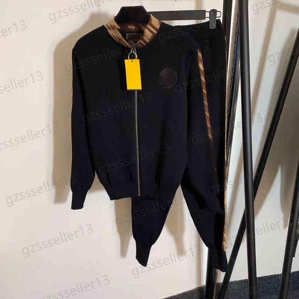 designer womens tracksuits letter logo print webbing two piece sets knitted cardigan zip-up jacket and elasticated waistband trousers joggin, Gray
designer womens tracksuits letter logo print webbing two piece sets knitted cardigan zip-up jacket and elasticated waistband trousers joggin, Gray