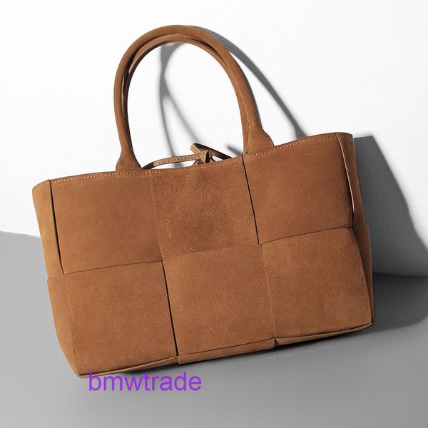 designer luxury women bag bottegas handbag fashion inclined shoulder womens bags versatile purses totes large capacity saddle venetas wallet
designer luxury women bag bottegas handbag fashion inclined shoulder womens bags versatile purses totes large capacity saddle venetas wallet