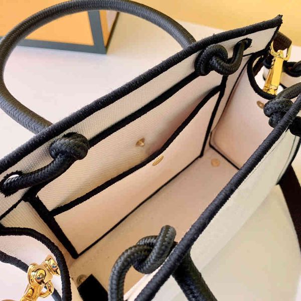 luxury saddle crossbody fends bags for womens multicolor handbag designer sling bag baguette tote shoulder purses woman 7a fashion wallet hh
luxury saddle crossbody fends bags for womens multicolor handbag designer sling bag baguette tote shoulder purses woman 7a fashion wallet hh