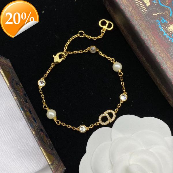 high-end fashion design women's necklace /d new letter cd full diamond pearl bracelet set natural, Silver
high-end fashion design women's necklace /d new letter cd full diamond pearl bracelet set natural, Silver