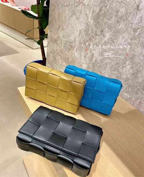 designer bags 2022 green cassette woven waist bag woven square tofu botegaass totes luxury chain vintage cassette pillow square dumpling szl
designer bags 2022 green cassette woven waist bag woven square tofu botegaass totes luxury chain vintage cassette pillow square dumpling szl