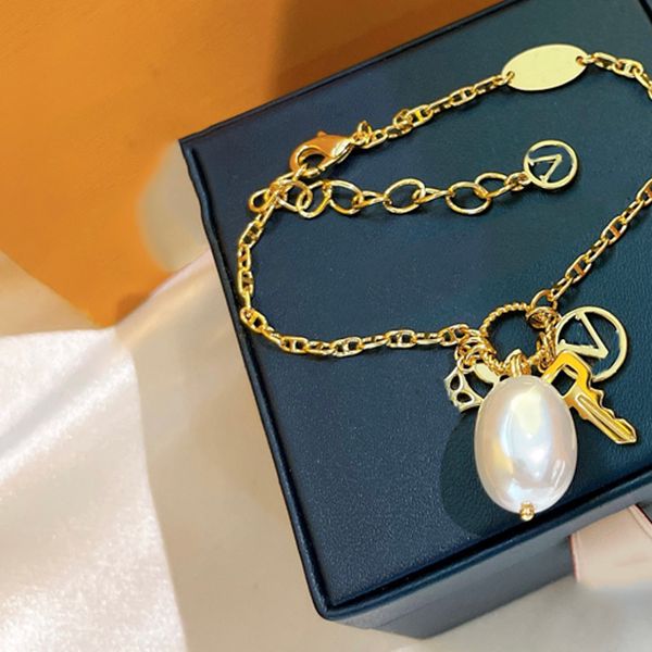 fashion women luxury designer bracelet pearl necklaces brand jewelry set gold chain link key pendant premium love necklace for men wedding, Silver
fashion women luxury designer bracelet pearl necklaces brand jewelry set gold chain link key pendant premium love necklace for men wedding, Silver