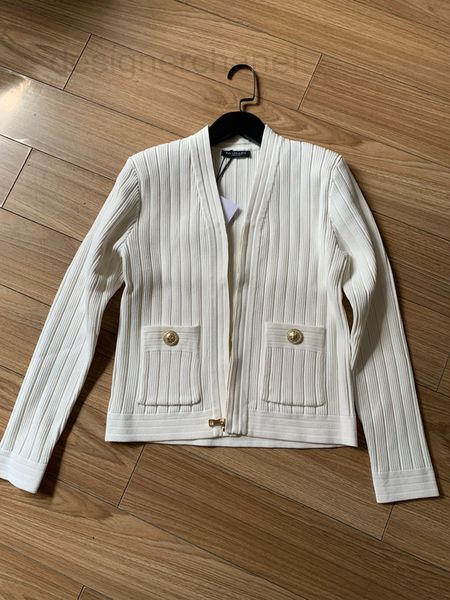 women's knits & tees designer 2022 balman knitted slim fitting v-neck ice silk sweater short gold button wred, White
women's knits & tees designer 2022 balman knitted slim fitting v-neck ice silk sweater short gold button wred, White