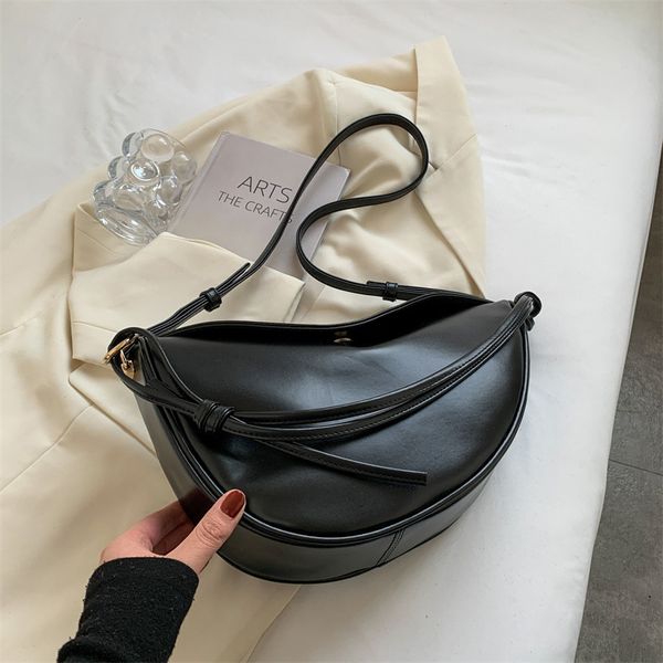 evening bags vintage saddle small pu leather shoulder crossbody for women brand designer lock flap purse and handbags female 220919
evening bags vintage saddle small pu leather shoulder crossbody for women brand designer lock flap purse and handbags female 220919
