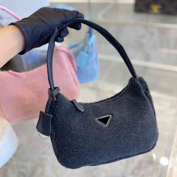pbag triangle totes plush handbag designer bags women 5 solid color crossbody ladies clutches bridal wedding party bags purses handbags 2209
pbag triangle totes plush handbag designer bags women 5 solid color crossbody ladies clutches bridal wedding party bags purses handbags 2209