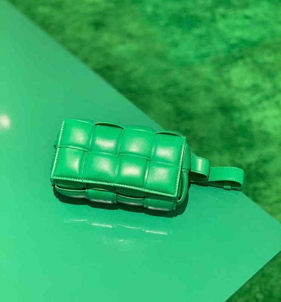 designer bags 2022 green cassette woven waist bag woven square tofu botegaass totes luxury chain vintage cassette pillow square dumpling hew
designer bags 2022 green cassette woven waist bag woven square tofu botegaass totes luxury chain vintage cassette pillow square dumpling hew