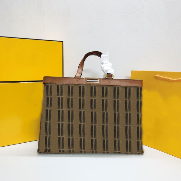 fendyity baguette luxuries designers bag fendace womens totes designer crossbody handbags women the tote bags onthego purses wallet woman ha
fendyity baguette luxuries designers bag fendace womens totes designer crossbody handbags women the tote bags onthego purses wallet woman ha