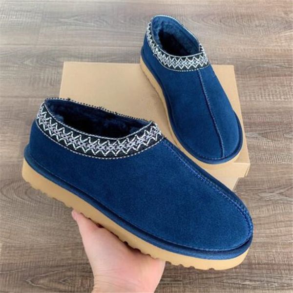classic womens man designer boots luxury thicken ankle snow boots cowhide leather winter slipper shoes, Black
classic womens man designer boots luxury thicken ankle snow boots cowhide leather winter slipper shoes, Black