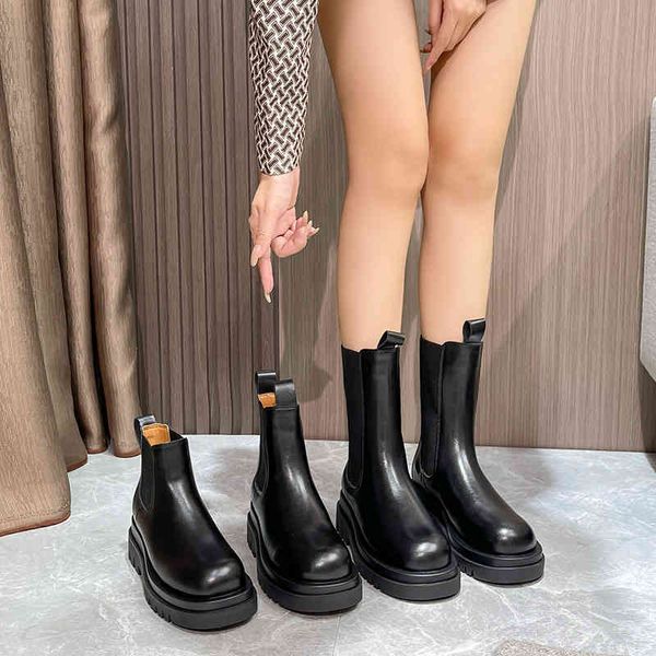 boots new martin boots in autumn and winter 2022 women's british style single motorcycle mid pipe chimney thick soled chelsea short 220, Black
boots new martin boots in autumn and winter 2022 women's british style single motorcycle mid pipe chimney thick soled chelsea short 220, Black