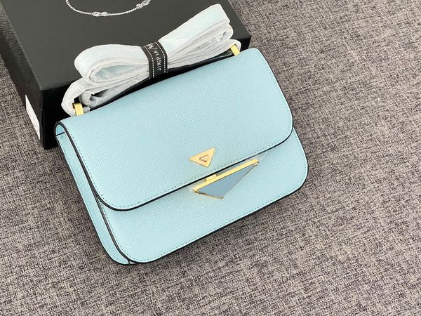 vintage women bag high end cross grain cowhide handbag triangle lock shoulder bags large capacity adjustable strap fashion crossbody
vintage women bag high end cross grain cowhide handbag triangle lock shoulder bags large capacity adjustable strap fashion crossbody