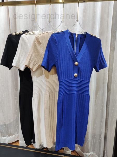 casual dresses designer 2022 balman knitted v-neck slim round neck zipper gold button high waist ice silk dress sv32, Black;gray
casual dresses designer 2022 balman knitted v-neck slim round neck zipper gold button high waist ice silk dress sv32, Black;gray