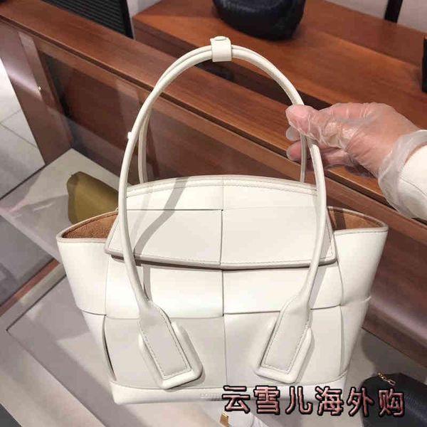 designer bags 2022 green cassette woven waist bag woven square tofu botegaass totes luxury chain vintage cassette pillow square dumpling dvi
designer bags 2022 green cassette woven waist bag woven square tofu botegaass totes luxury chain vintage cassette pillow square dumpling dvi