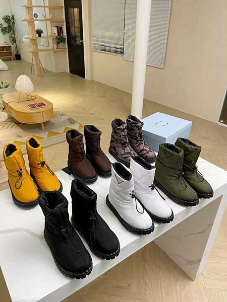designer low snow boots inner outer waterproof sneakers fashion ladies padded bootss triangle label anti-skid wear-resistant shoes latest ca, Black
designer low snow boots inner outer waterproof sneakers fashion ladies padded bootss triangle label anti-skid wear-resistant shoes latest ca, Black