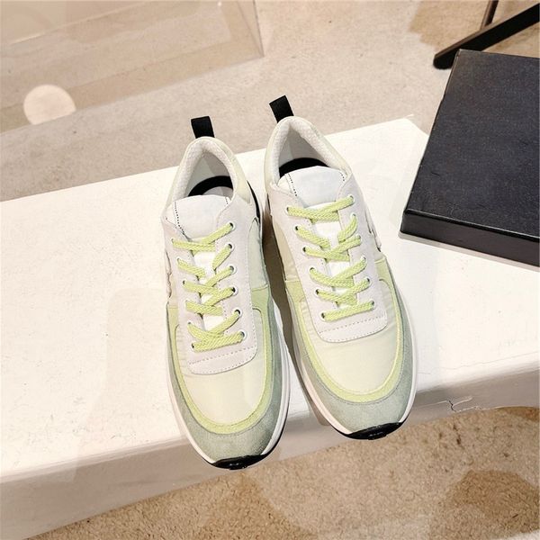 women daily casual sneakers splicing contrast color low round toe classic skateboard shoes
women daily casual sneakers splicing contrast color low round toe classic skateboard shoes