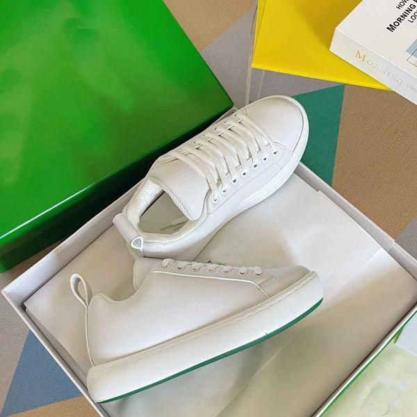 new classic pillow sneaker shoes white black green leather men comfort footwear chunky platform sole skateboard walking eu 38-46 box
new classic pillow sneaker shoes white black green leather men comfort footwear chunky platform sole skateboard walking eu 38-46 box