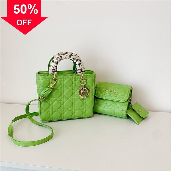 designer evening bag new shoulder mini hand women's fashion car sewing pu portable small square style diana multi-purpose crossbody
designer evening bag new shoulder mini hand women's fashion car sewing pu portable small square style diana multi-purpose crossbody