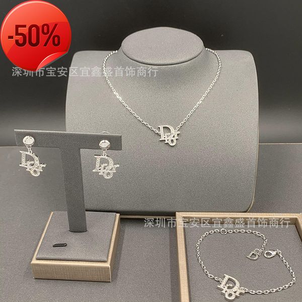 50% off factory clearance sale designer new brand jewelry necklace charm dijia letter bracelet earrings platinum artistic 2022 chain, Silver
50% off factory clearance sale designer new brand jewelry necklace charm dijia letter bracelet earrings platinum artistic 2022 chain, Silver