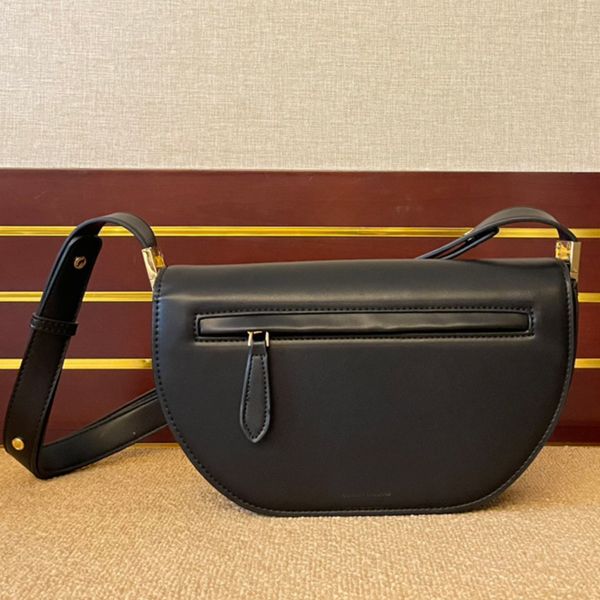 burberys bag tote designer bags the totes designers women shoulder crossbody leather luxury handbags large capacity backpack classic luxurys
burberys bag tote designer bags the totes designers women shoulder crossbody leather luxury handbags large capacity backpack classic luxurys