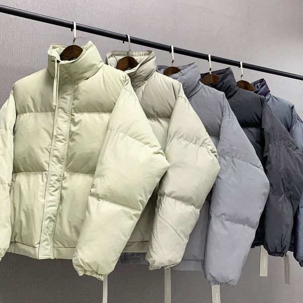 22ss designer down ess jacket classic clothes winter lightweight essentials warm couple casual coat reflective laser men wear, Black
22ss designer down ess jacket classic clothes winter lightweight essentials warm couple casual coat reflective laser men wear, Black