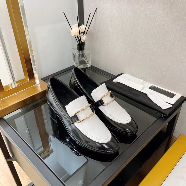 2022 new women's flats loafers shoes genuine leather ladies shoes large size 40, Black
2022 new women's flats loafers shoes genuine leather ladies shoes large size 40, Black