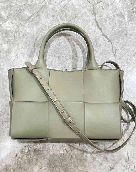 designer bags 2022 green cassette woven waist bag woven square tofu botegaass totes luxury chain vintage cassette pillow square dumpling tz4
designer bags 2022 green cassette woven waist bag woven square tofu botegaass totes luxury chain vintage cassette pillow square dumpling tz4