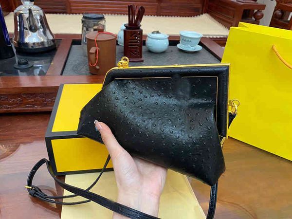 fendyity baguette luxuries designers bag fendace womens totes designer crossbody handbags women the tote bags onthego purses wallet woman ha
fendyity baguette luxuries designers bag fendace womens totes designer crossbody handbags women the tote bags onthego purses wallet woman ha
