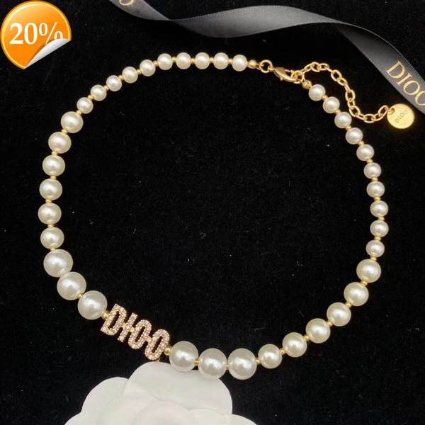 high-end fashion design women's necklace new letter pig nose diamond pearl set bracelet earrings, Silver
high-end fashion design women's necklace new letter pig nose diamond pearl set bracelet earrings, Silver