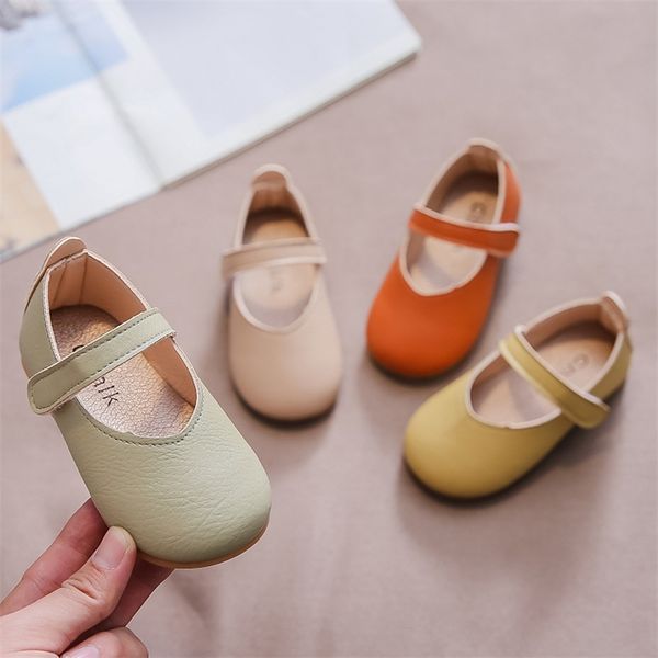 sneakers girls shoes candy color mary janes for baby girl basic kids flats autumn fashion anti slippery toddlers child 0 3 220920, Black;red
sneakers girls shoes candy color mary janes for baby girl basic kids flats autumn fashion anti slippery toddlers child 0 3 220920, Black;red