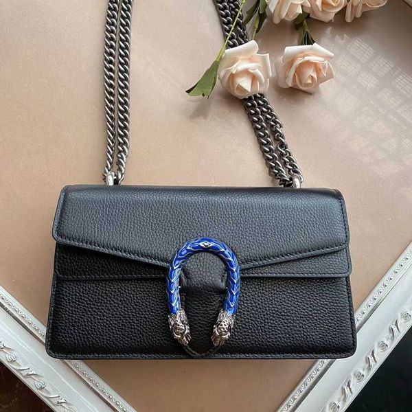 women totes fashion luxury designer bags famous designer cross body messenger new handbag shoulder lady chain clutch plain wallet genuine le
women totes fashion luxury designer bags famous designer cross body messenger new handbag shoulder lady chain clutch plain wallet genuine le