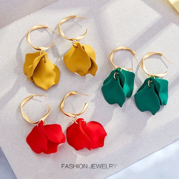 charm gold rose flowers petals blue red yellow morandi color hoop earrings korean circle wild beach holiday women jewelry 220920, Golden
charm gold rose flowers petals blue red yellow morandi color hoop earrings korean circle wild beach holiday women jewelry 220920, Golden