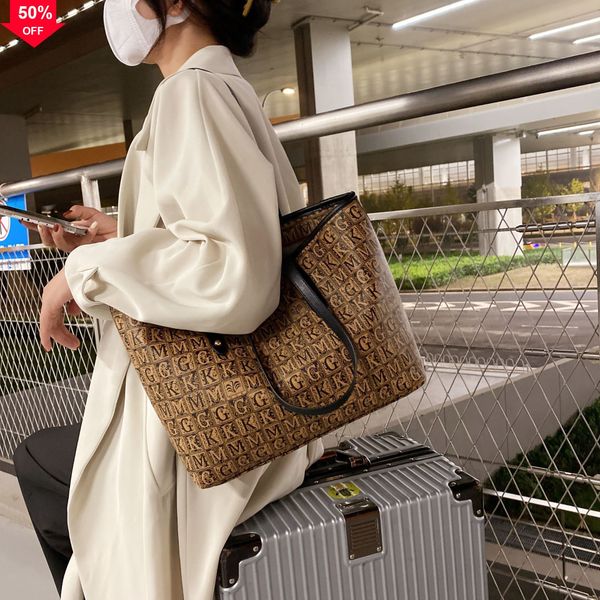 designer evening bag new shoulder mini hand bag women 2022 new large capacity fashion casual portable shopping printed simple women's o
designer evening bag new shoulder mini hand bag women 2022 new large capacity fashion casual portable shopping printed simple women's o