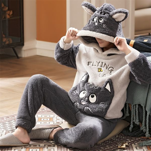 men's sleepwear pajamas for men style warm flannel long sleeve male pocket pyjama set young boy wear sleepwear pant 4xl 5xl 220920, Black;brown
men's sleepwear pajamas for men style warm flannel long sleeve male pocket pyjama set young boy wear sleepwear pant 4xl 5xl 220920, Black;brown