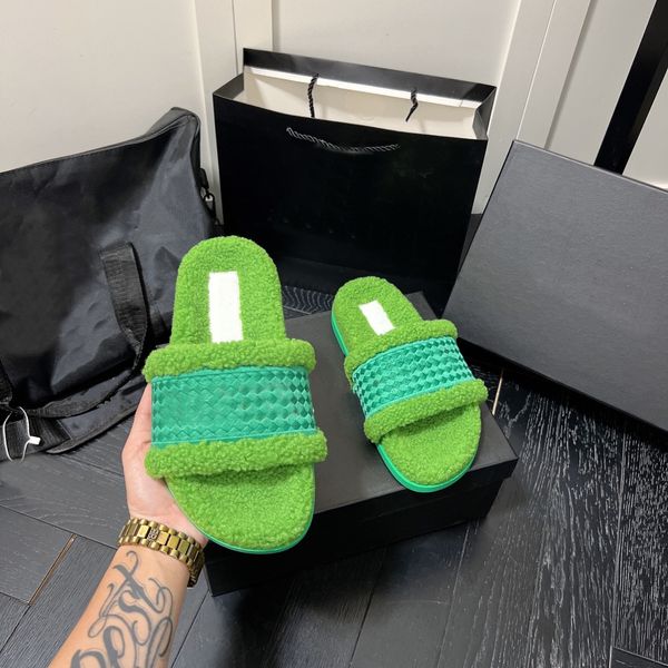 designer thick bottom black slipper women rabbit fur lamb wool non-slip breathable slider flat shoe lady sandal wear-resistant rubber outsol
designer thick bottom black slipper women rabbit fur lamb wool non-slip breathable slider flat shoe lady sandal wear-resistant rubber outsol