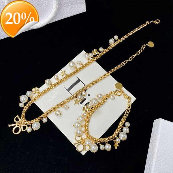 high-end fashion design women's necklace new pearl letter bracelet star clover small fresh temperament female minority sense, Silver
high-end fashion design women's necklace new pearl letter bracelet star clover small fresh temperament female minority sense, Silver