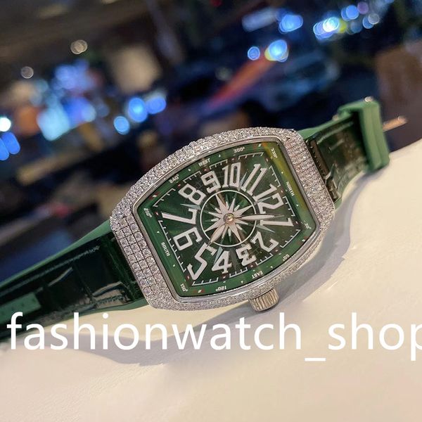 2022 new luxury men's watch women's watch set diamond classic digital face, Slivery;brown
2022 new luxury men's watch women's watch set diamond classic digital face, Slivery;brown