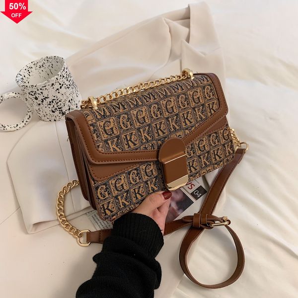 designer evening bag new shoulder mini hand popular bbao live network red small bag women's new fashion one oblique span square
designer evening bag new shoulder mini hand popular bbao live network red small bag women's new fashion one oblique span square
