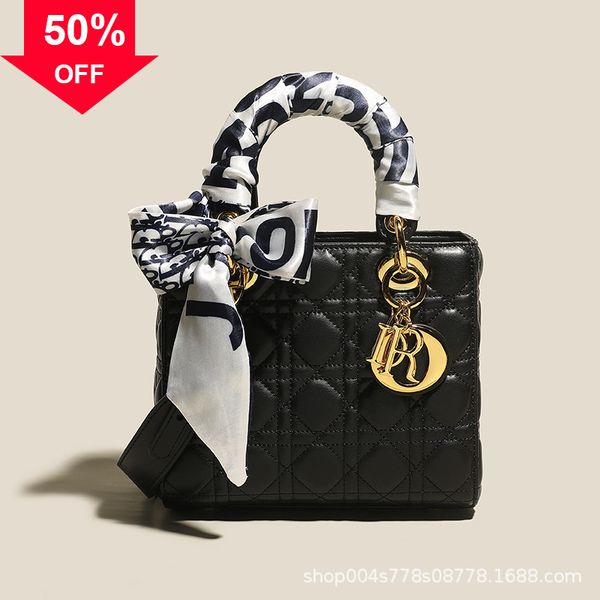 designer evening bag new shoulder mini hand leather hand female msenger style high sense niche 2022 fashion matte bag mini
designer evening bag new shoulder mini hand leather hand female msenger style high sense niche 2022 fashion matte bag mini